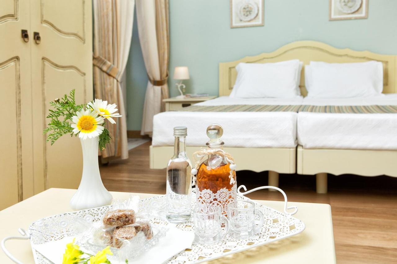 Egli Hotel Andros Town Ngoại thất bức ảnh