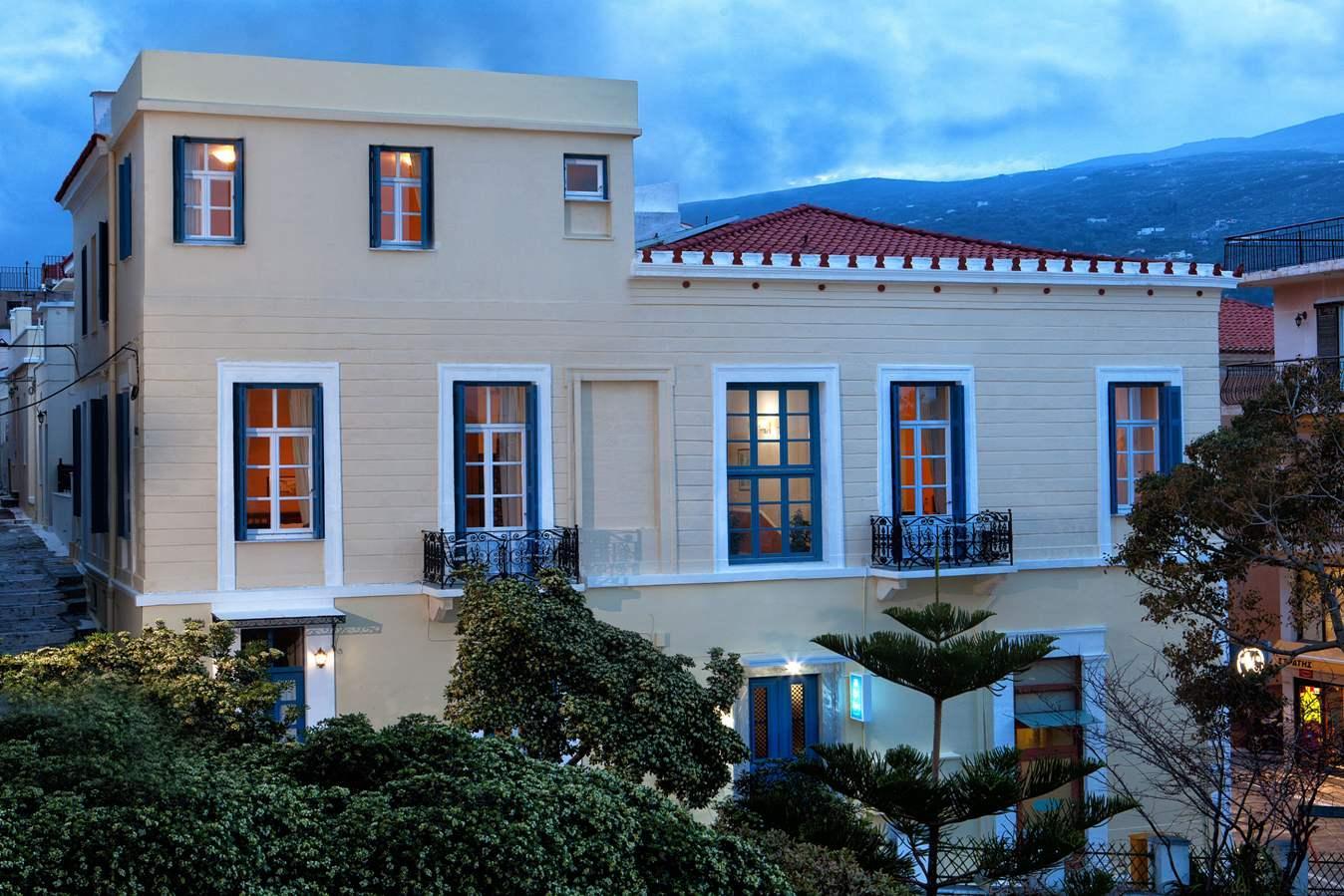 Egli Hotel Andros Town Ngoại thất bức ảnh