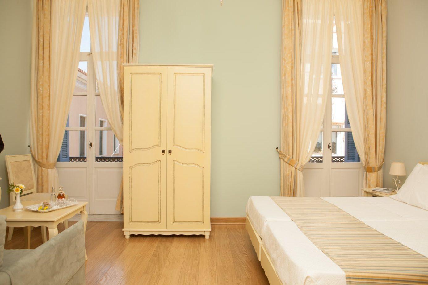 Egli Hotel Andros Town Ngoại thất bức ảnh