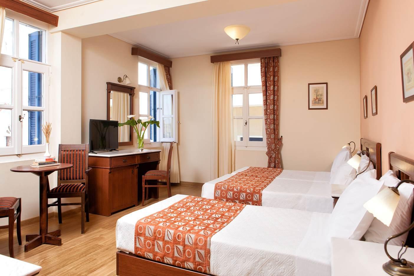 Egli Hotel Andros Town Ngoại thất bức ảnh